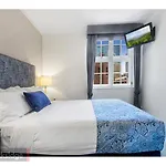 Love 1 Bedroom Apartment